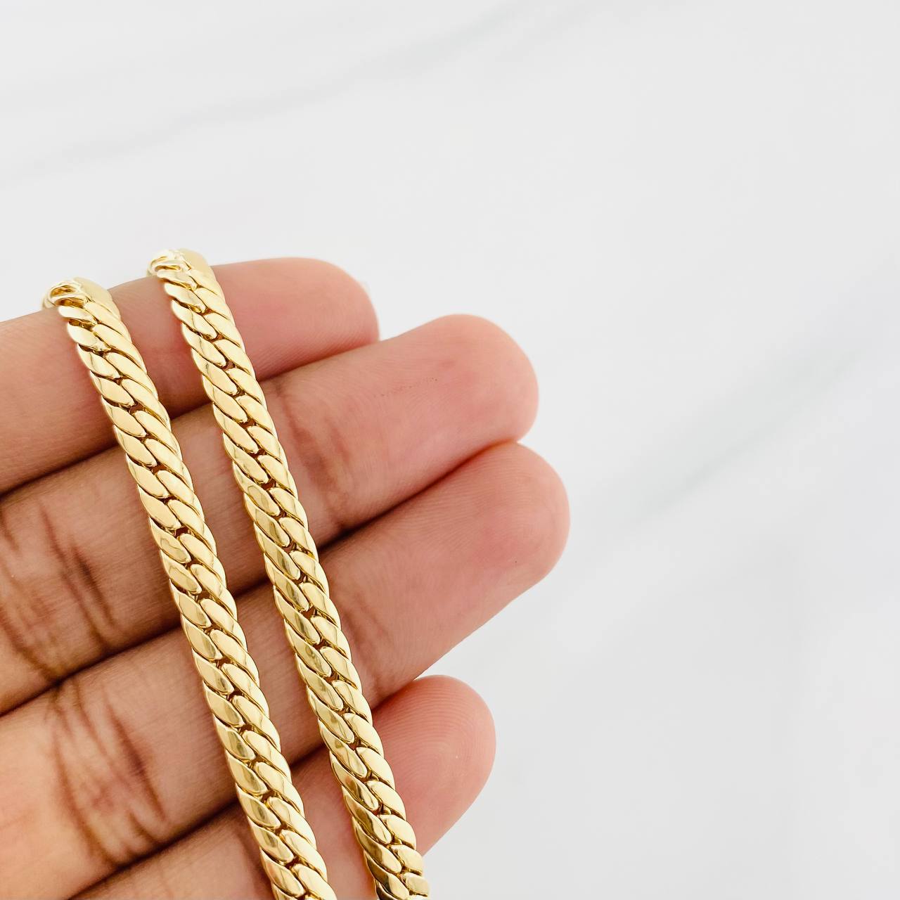 Cadena Serpiente 19g / 24 in / 4.6mm Oro Amarillo 18K