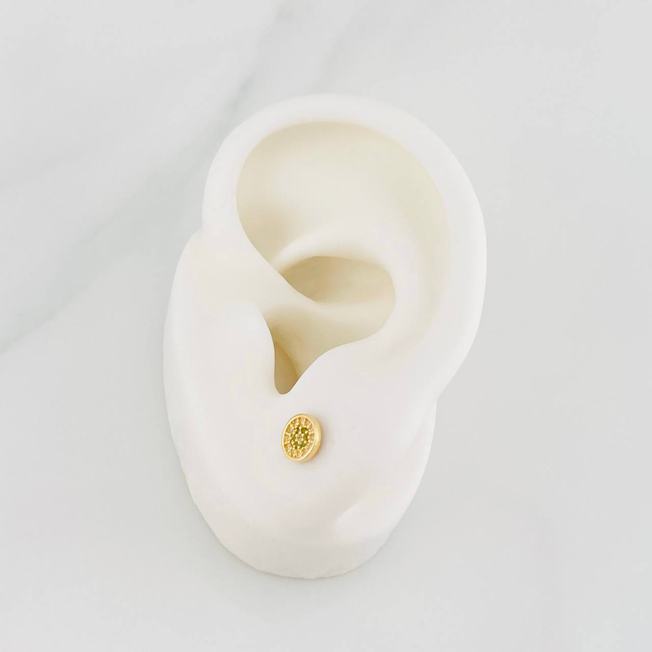 Topos Circulo Tupido 0.9g / in / 5.9mm Oro Amarillo 18K