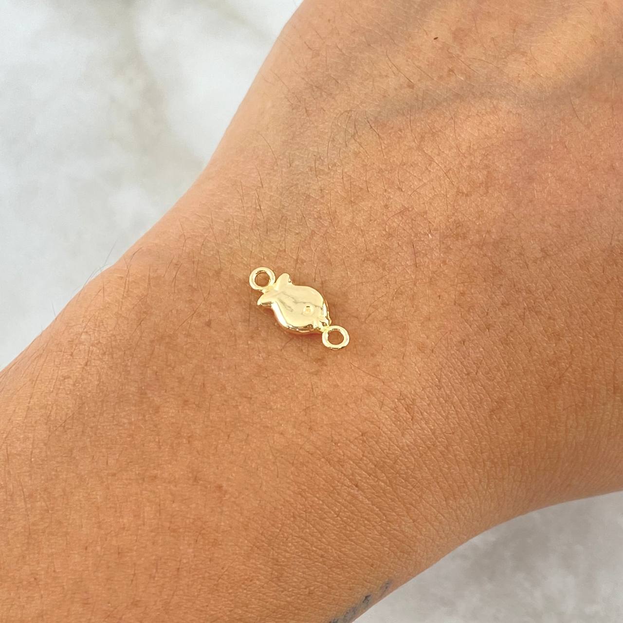 Charm Flatfish 0.3gr / 1.4cm / Smooth 18K Yellow Gold