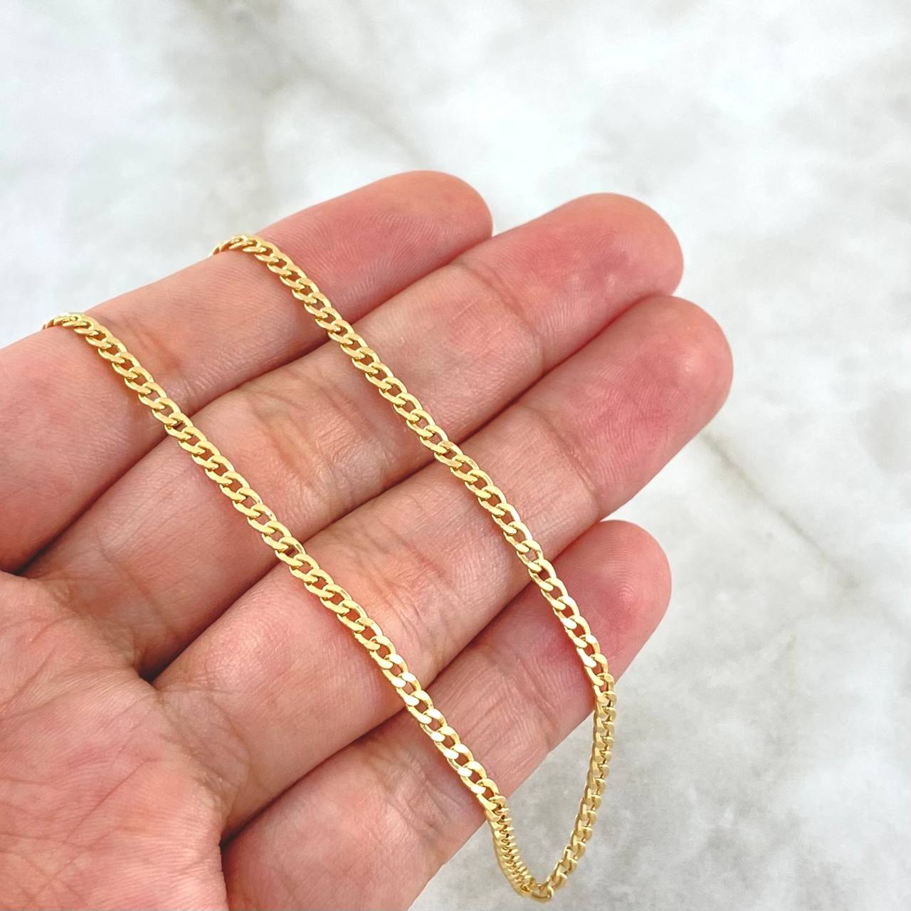Cadena Cubana 2.7gr / 15 3/4 in / 2mm Oro Amarillo +1 18K