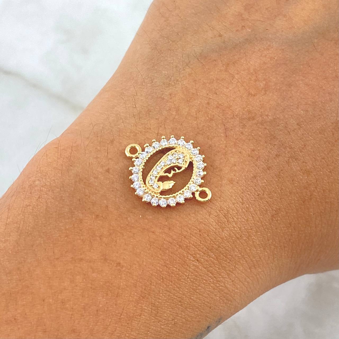 Charm Virgin Mary Silhouette 1.75gr / 2cm / White Zircons 18K Yellow Gold