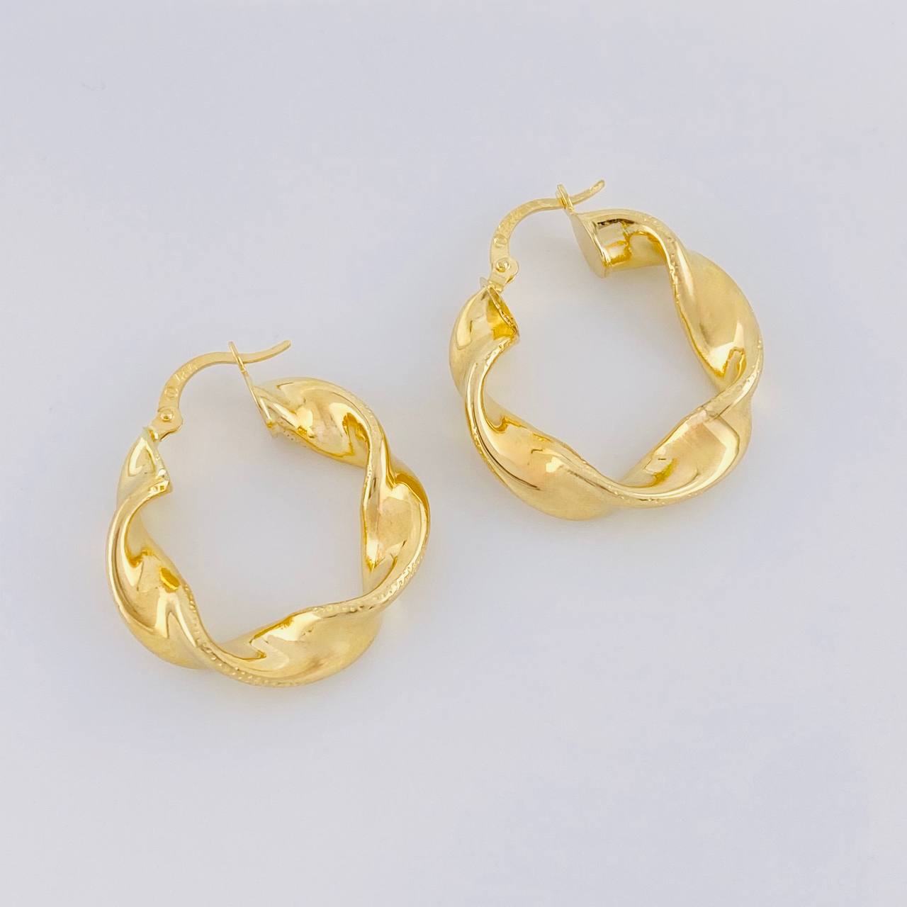 Candongas Demi 4.5g / 1 in Oro Amarillo 18K