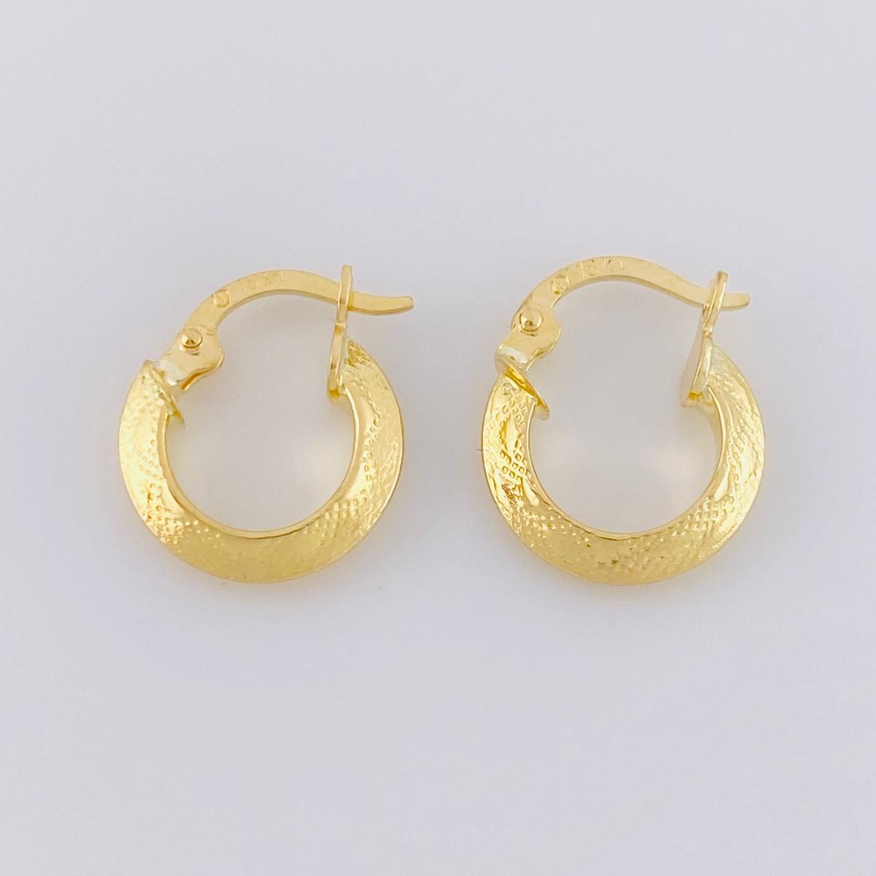 Hoop Earrings Ciri 1.3g / 1/2 in Yellow Gold 18K