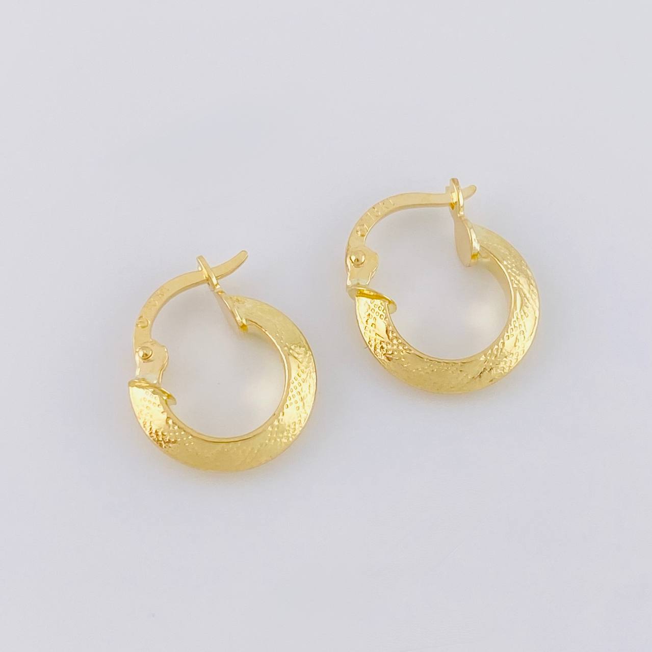 Candongas Ciri 1.25g / 1/2 in Oro Amarillo 18K