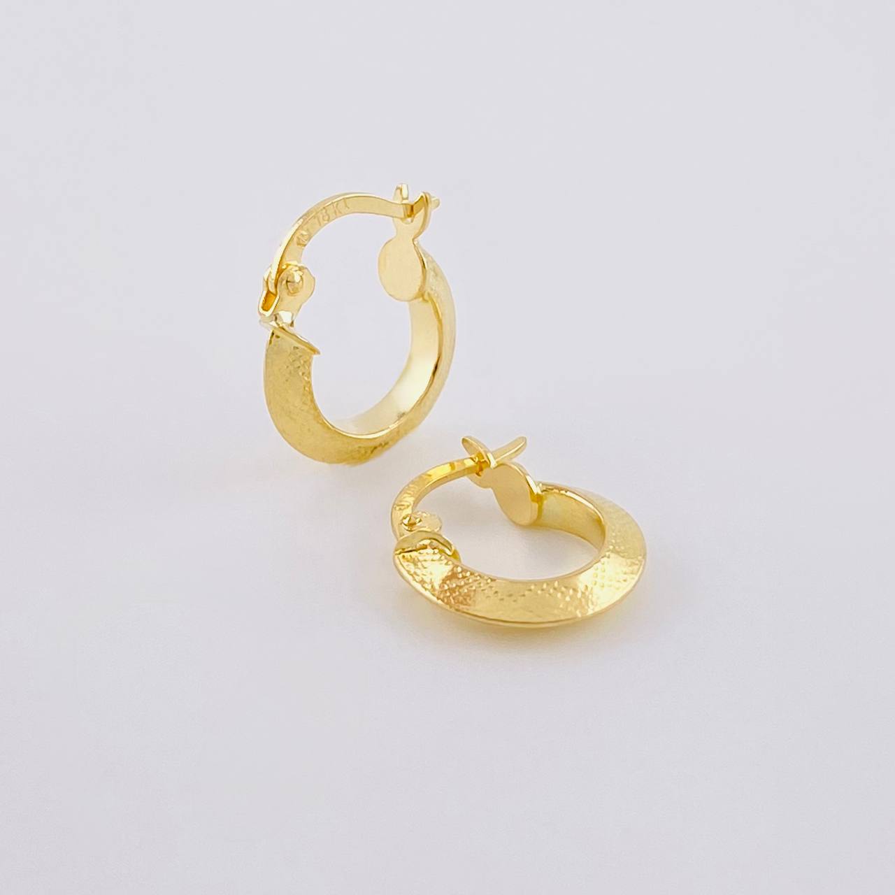 Candongas Ciri 1.25g / 1/2 in Oro Amarillo 18K