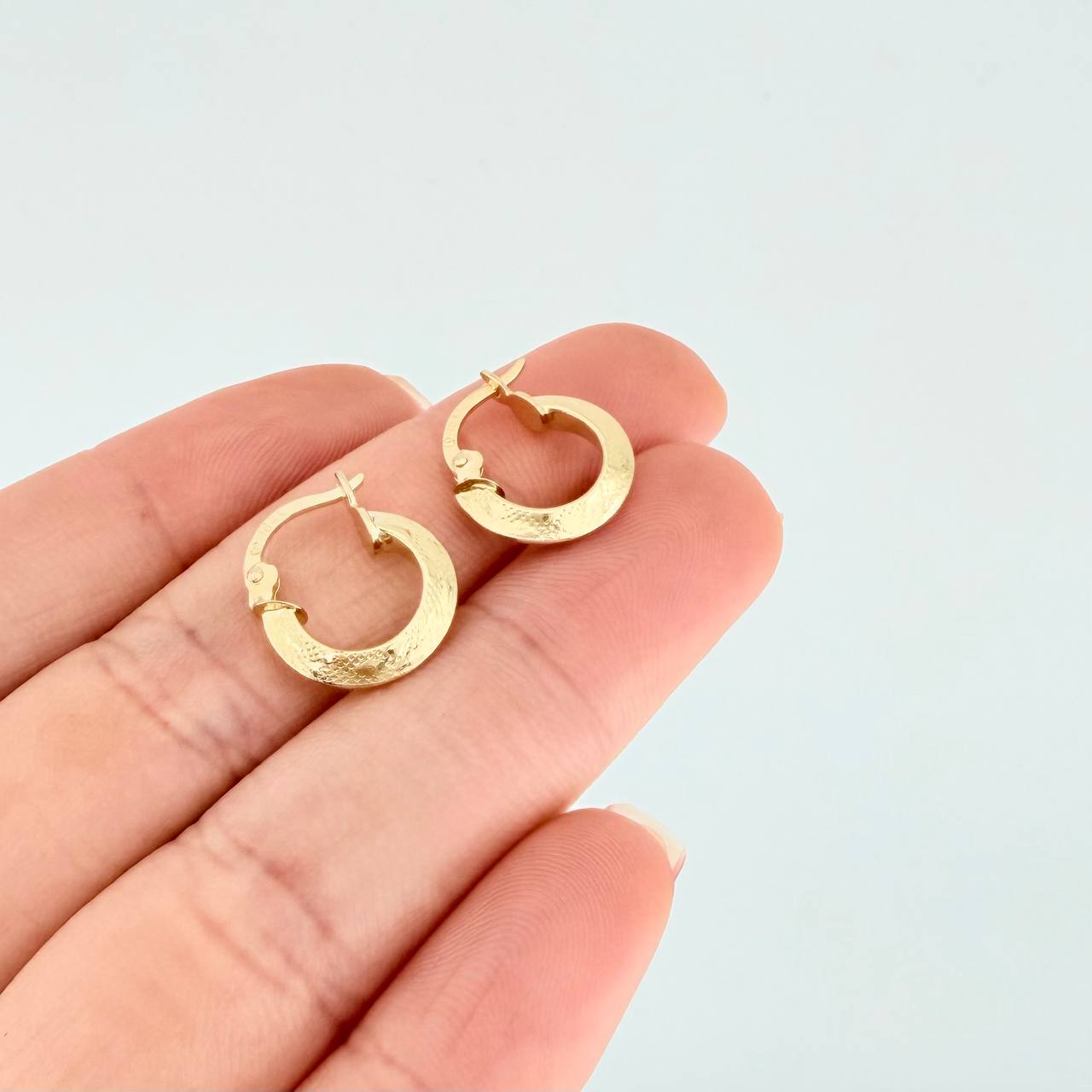 Hoop Earrings Ciri 1.3g / 1/2 in Yellow Gold 18K
