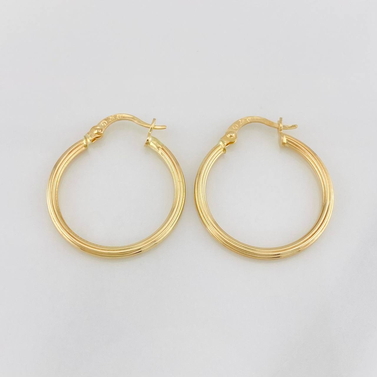 Hoop Earrings Spiral 1.5g / 1 in 18K Yellow Gold