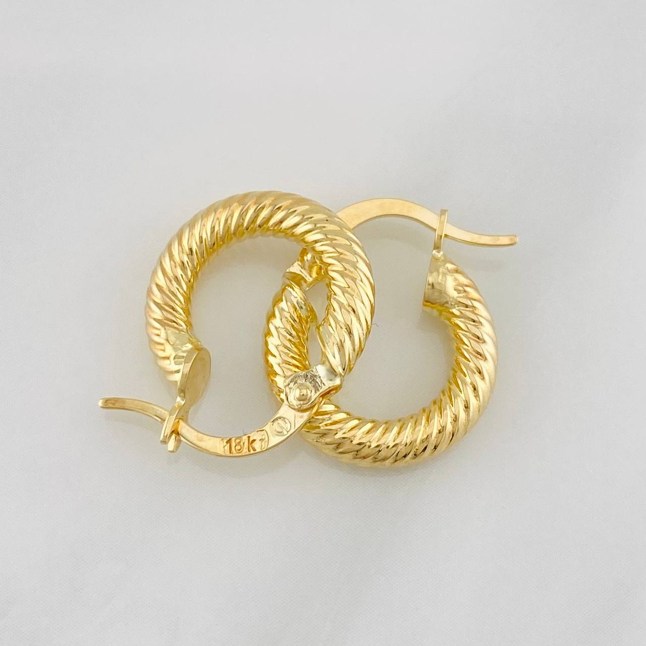Hoop Earrings Zion 1.7g / 3/4 in 18K Yellow Gold