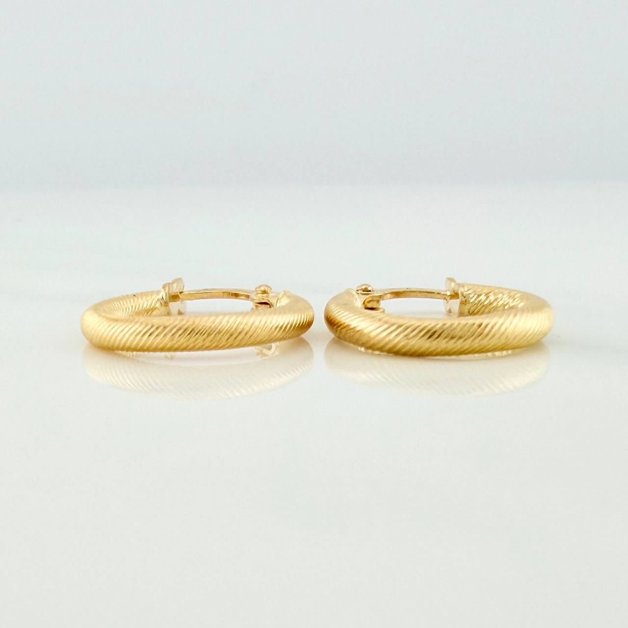 Candongas Zion 1.1gr / 1/2 in / Oro Amarillo 18K %