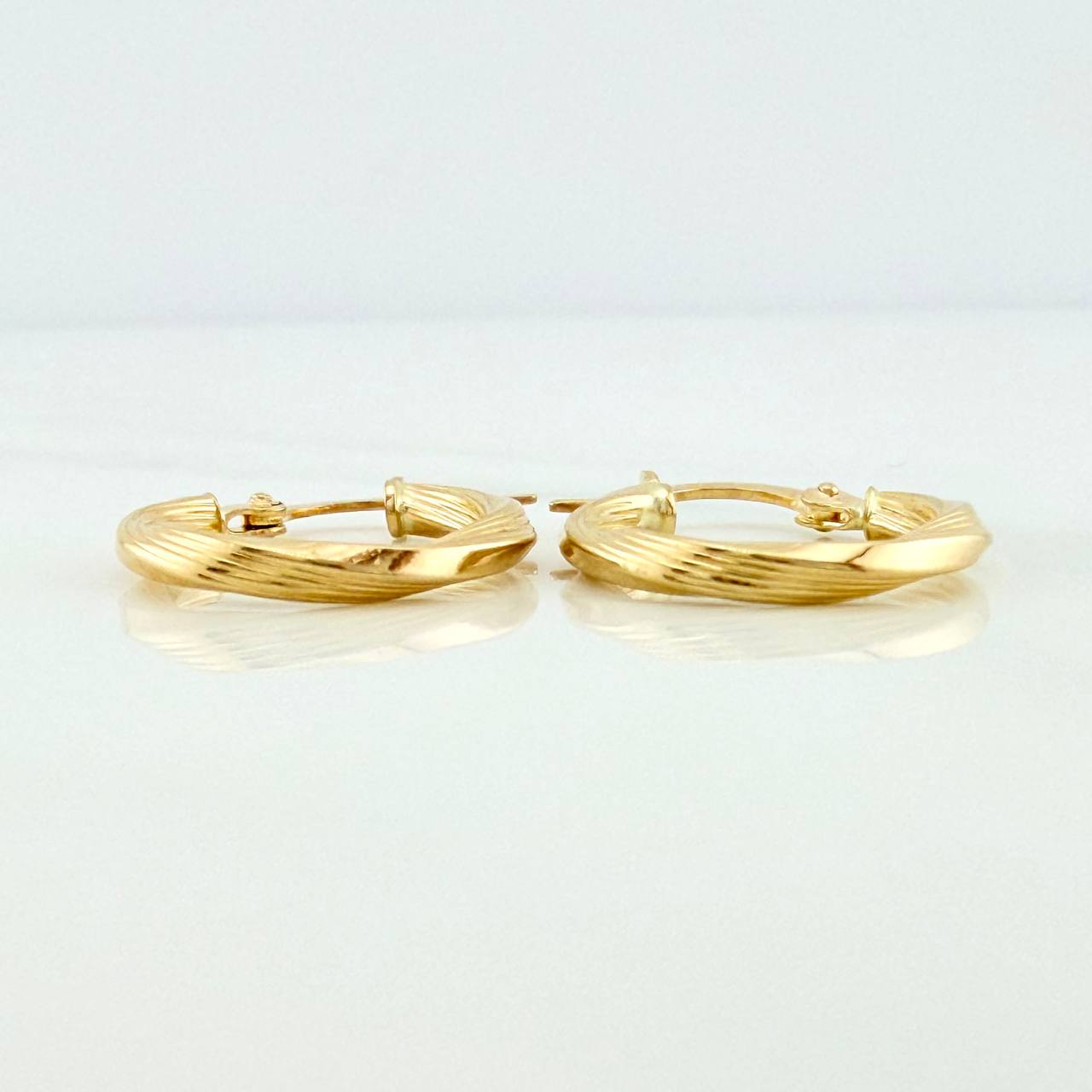 Candongas Mai 1.25gr / 3/4 in / Oro Amarillo 18K %
