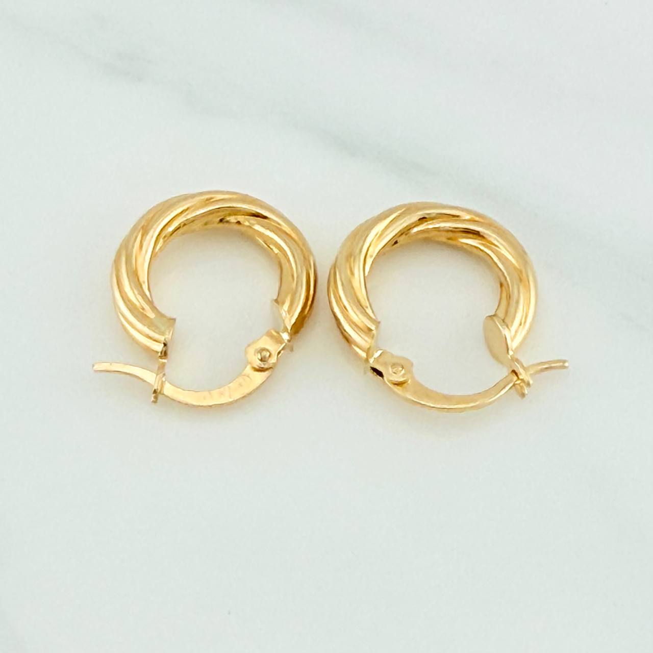 Sofi Hoop Earrings 1.55gr / 3/4 in / 18K Yellow Gold %