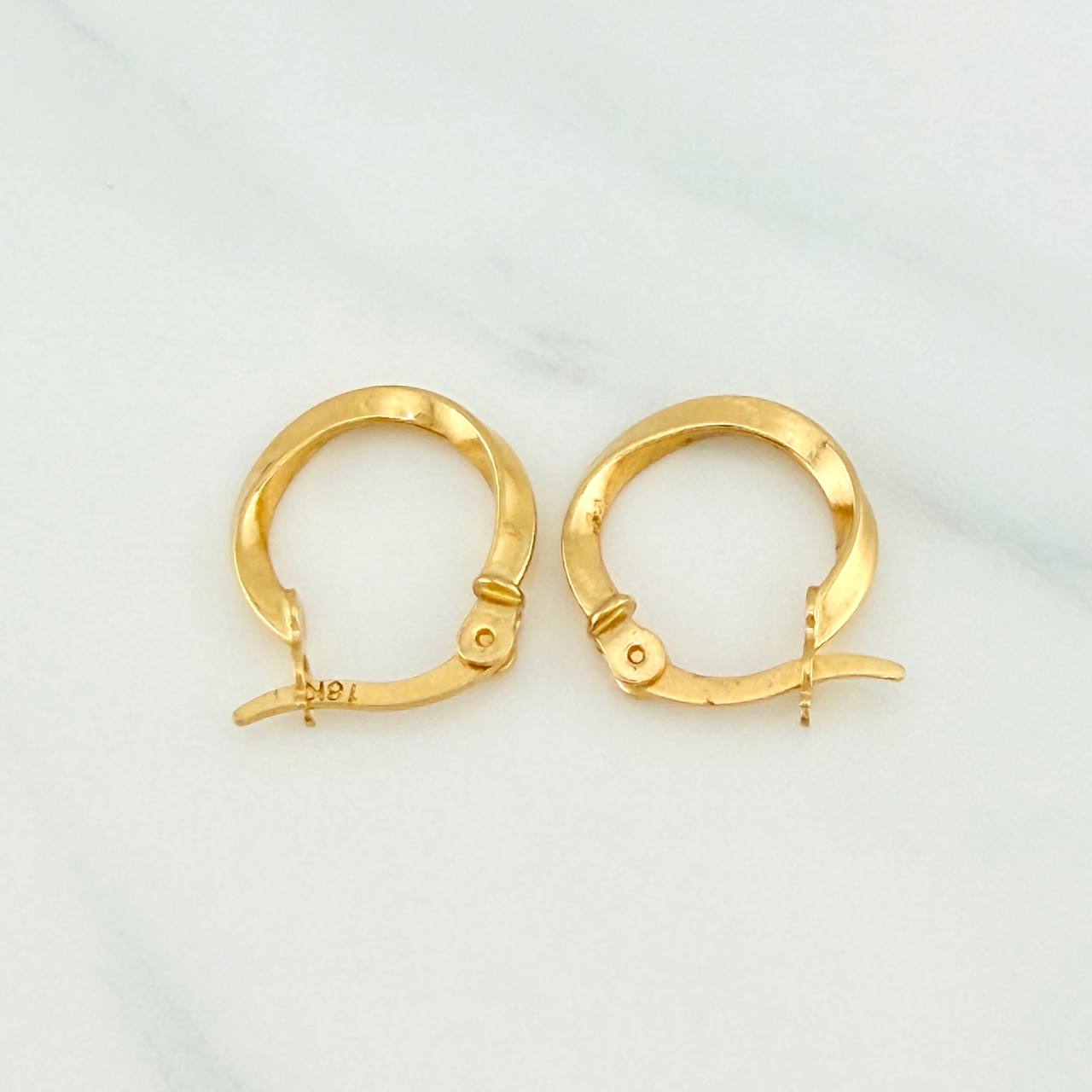 Candongas Bridget 1.05gr / 1/2 in / Oro Amarillo 18K %