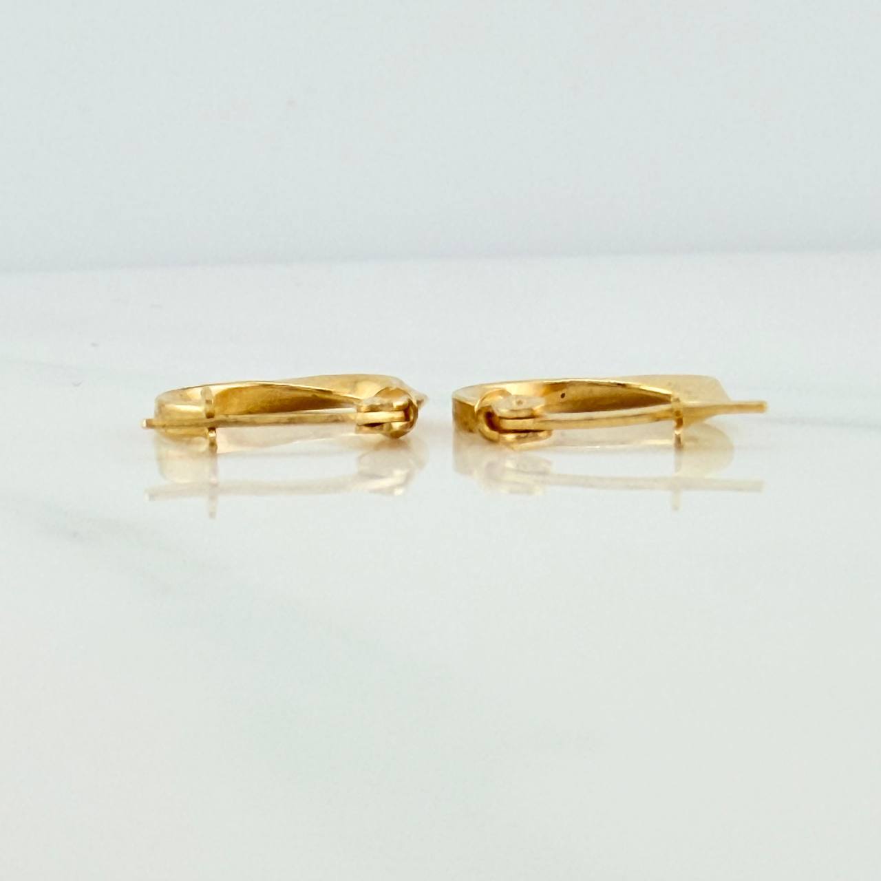 Candongas Bridget 1.05gr / 1/2 in / Oro Amarillo 18K %