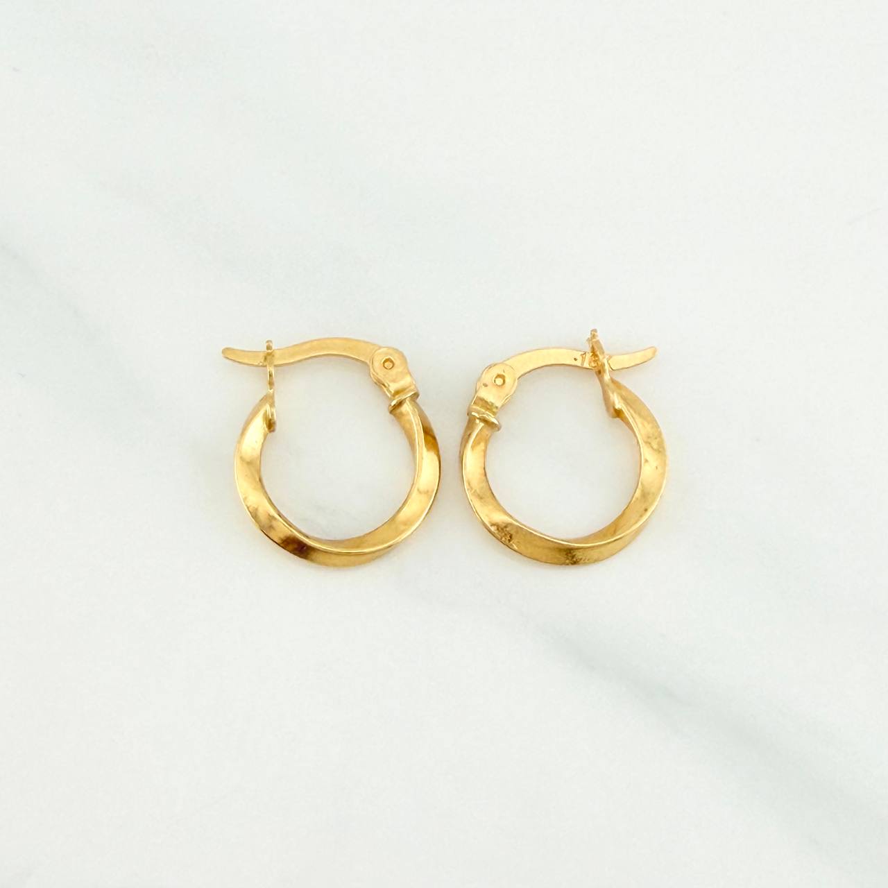 Candongas Bridget 1.05gr / 1/2 in / Oro Amarillo 18K %