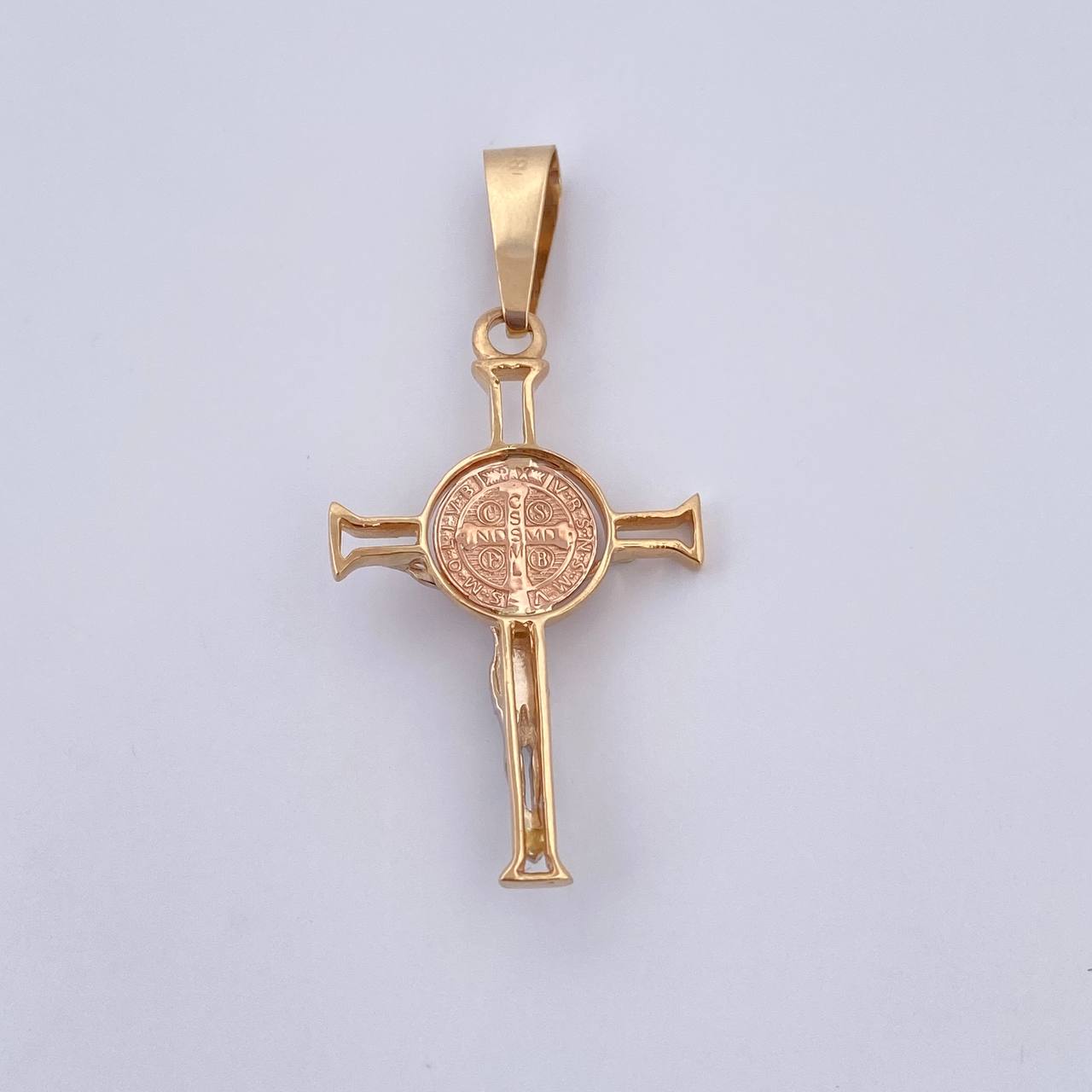 Pendant Cross Christ Saint Benedict 3.7gr / 4.4cm / Three 18K Gold $