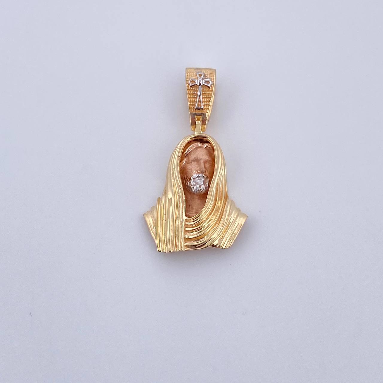 Pendant Jesus Face 3.4gr / 2.6cm / Tres Oros 18K $
