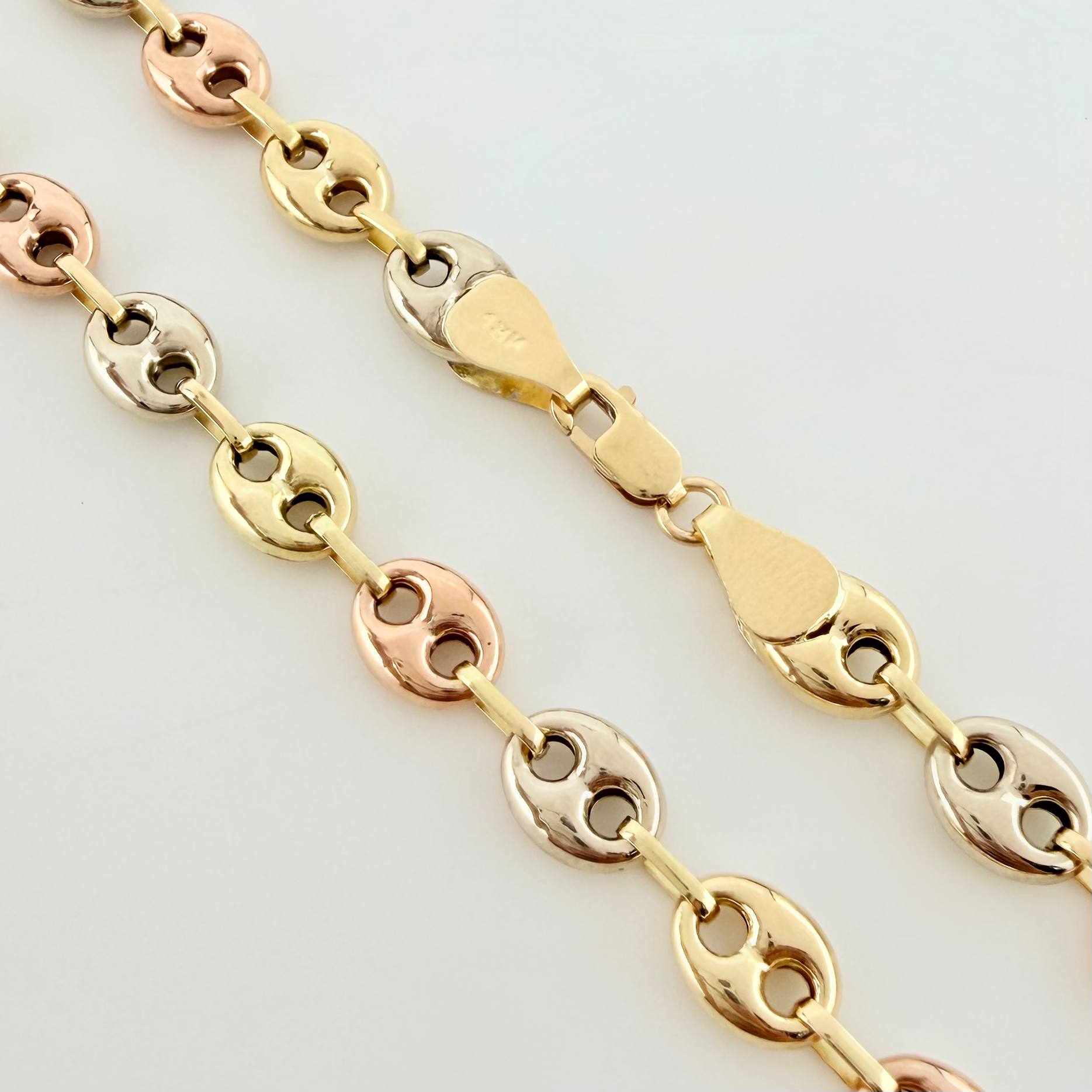 GC Chain 15.95gr / 25 3/4 in / 6.3mm Three Golds 18K ©