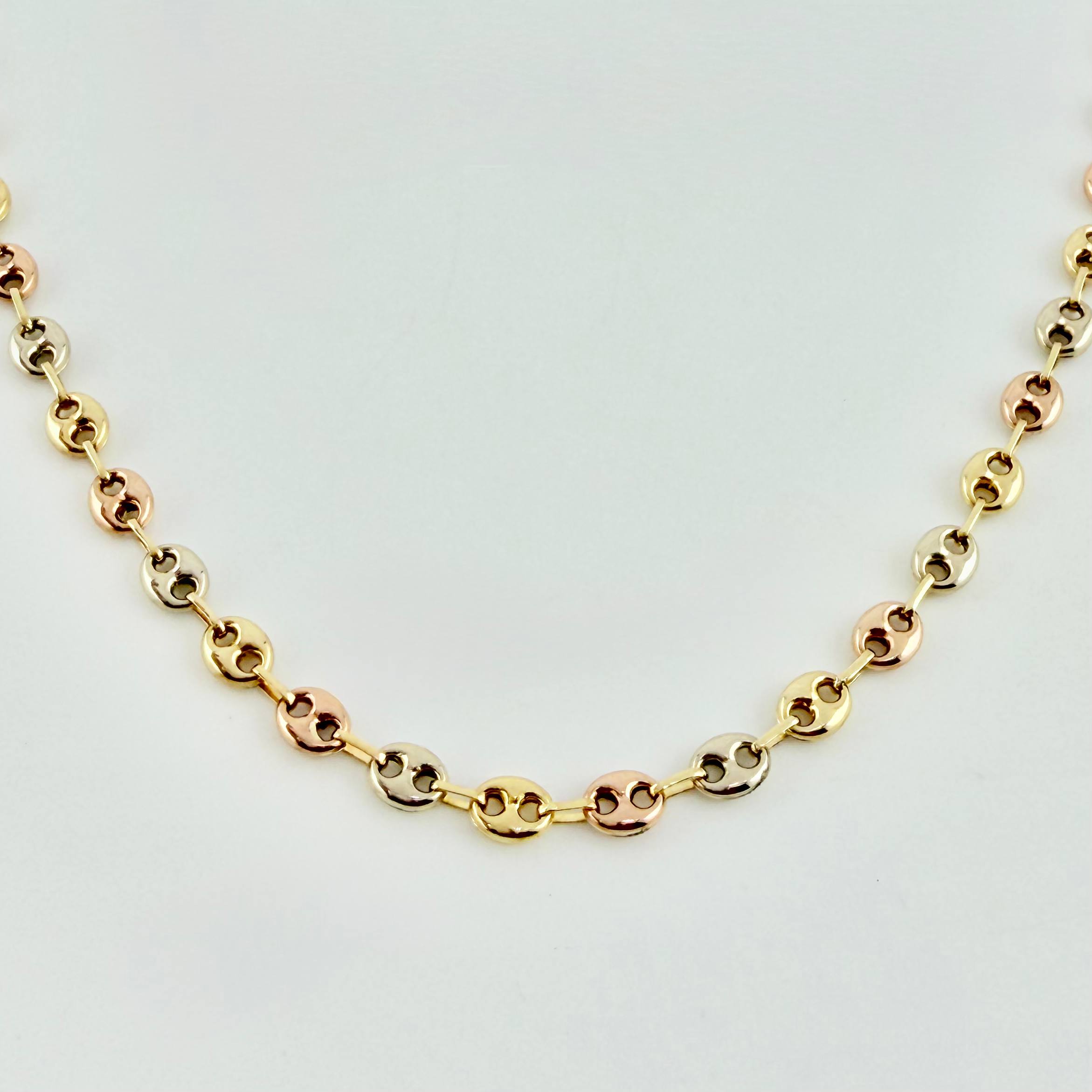 Cadena GC 7.2gr / 25 3/4 in / 3.7mm Tres Oros 18K ©