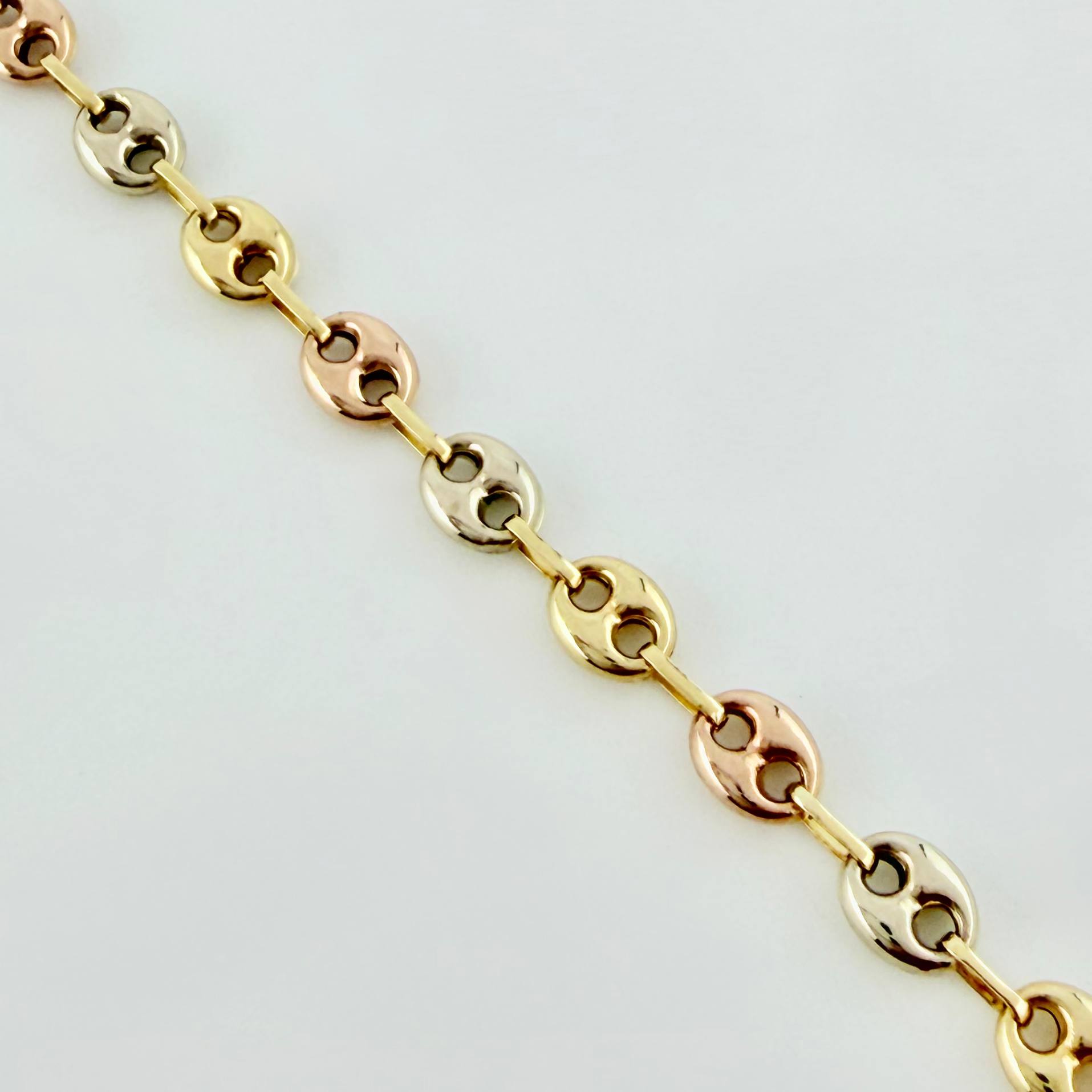 Cadena GC 7.2gr / 25 3/4 in / 3.7mm Tres Oros 18K ©