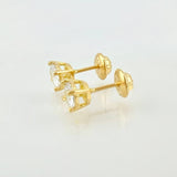 Stud Earrings Four Claws 1.4gr / 5.3mm 18K Yellow Gold *