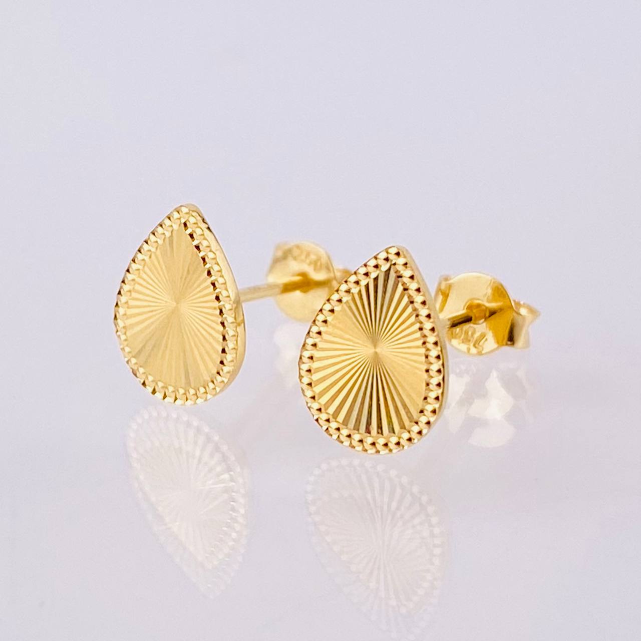Topos Gota Diamantada 0.8gr / 7.9mm Oro Amarillo 18K