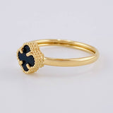 Clover Black Onyx Ring 1.2 g / T6 1/2 Yellow Gold 18K