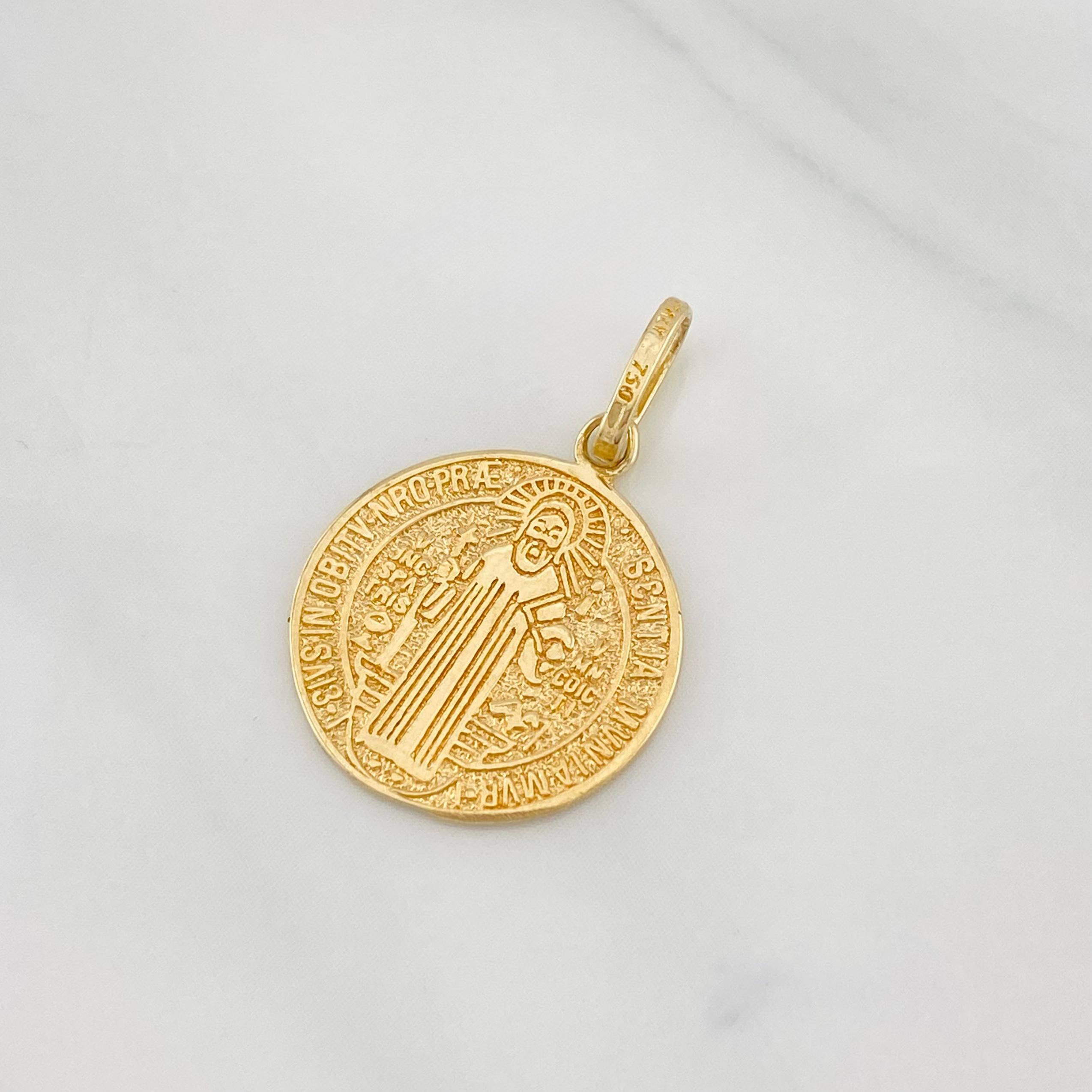 Pendant Medal of Saint Benedict 1.75g / 1 in 18K Yellow Gold
