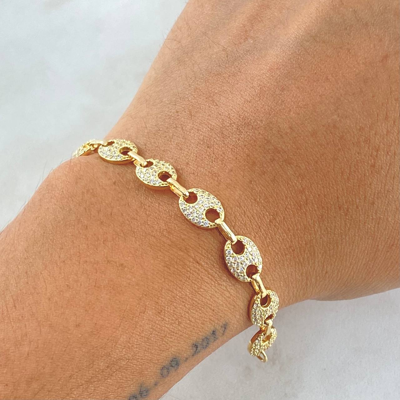 Pulso GC 10gr / 19cm / 7mm Circones Blancos Oro Amarillo 18K ©