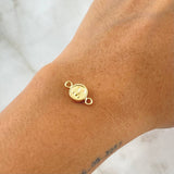 Charm Letter M 0.45gr / 1.5cm / Yellow Gold Edged Circle 18K