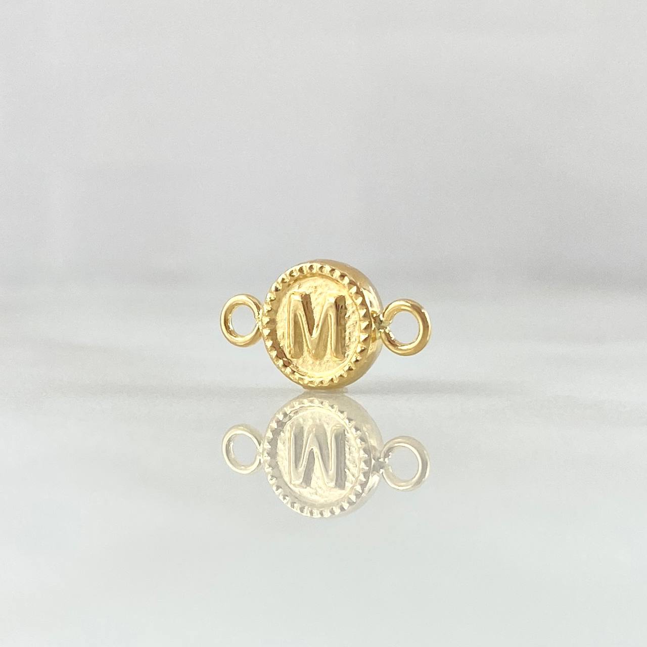 Charm Letter M 0.5gr / 1.5cm / Yellow Gold Edged Circle 18K