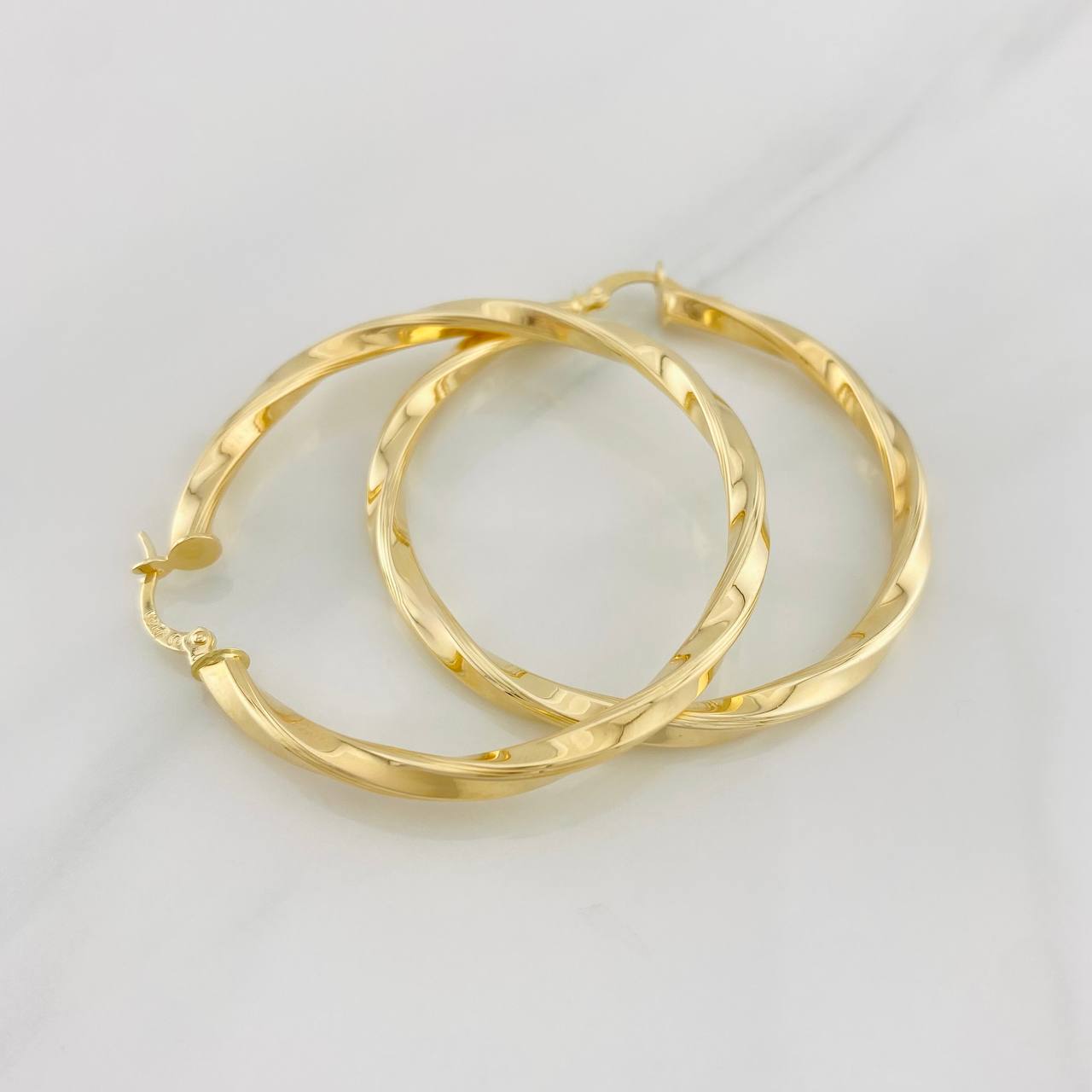 Hoop Earrings Mai 5.6g / 2 in Yellow Gold 18K