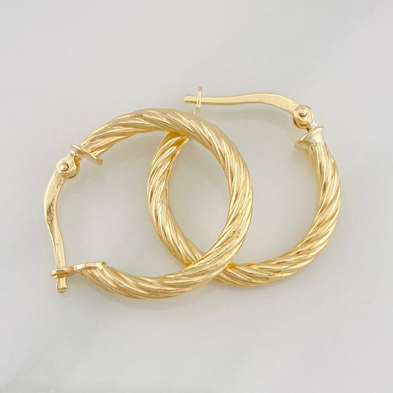 Hoop Earrings Mary 2g / 3/4 in Yellow Gold 18K