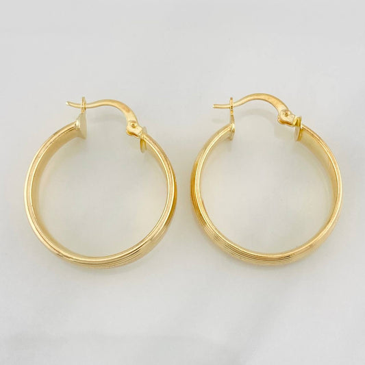 Hoop Earrings Winter 2.9g / 1 1/4 in 18K Yellow Gold