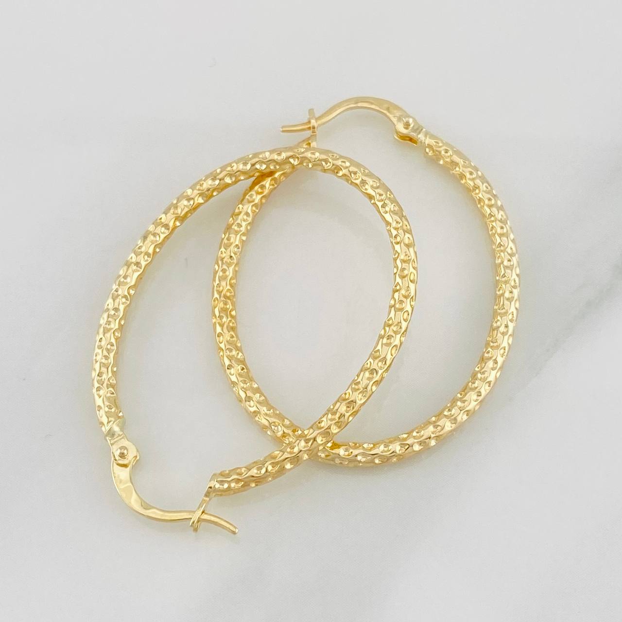 Hoop Earrings Tefi Oval 2.15g / 1 1/2 in 18K Yellow Gold