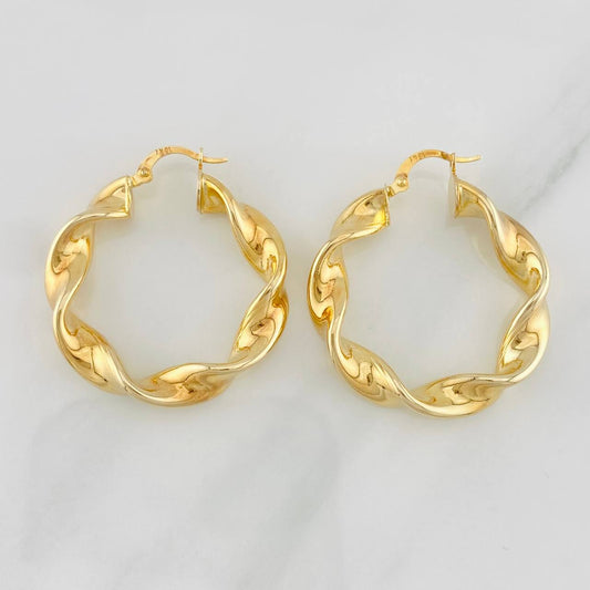 Hoop Earrings Demi 6.15g / 1 1/2 in 18K Yellow Gold