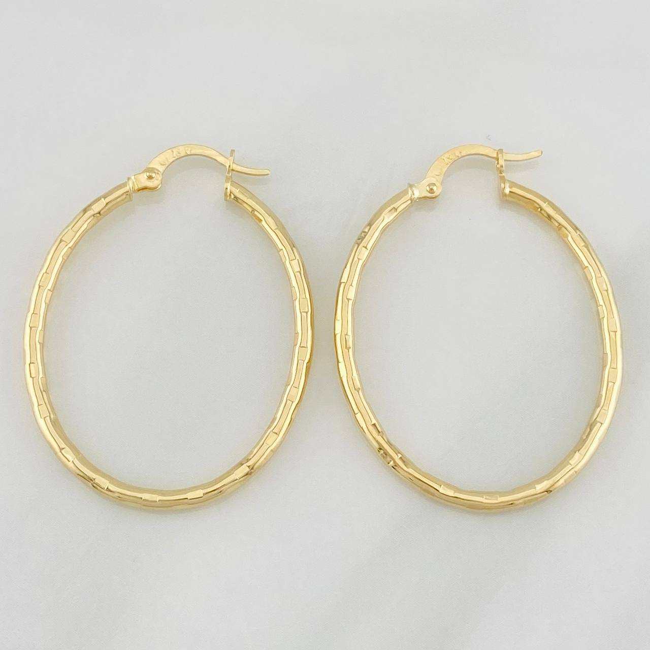 Hoop Earrings Lucero Oval 2g / 1 1/2 in Yellow Gold 18K