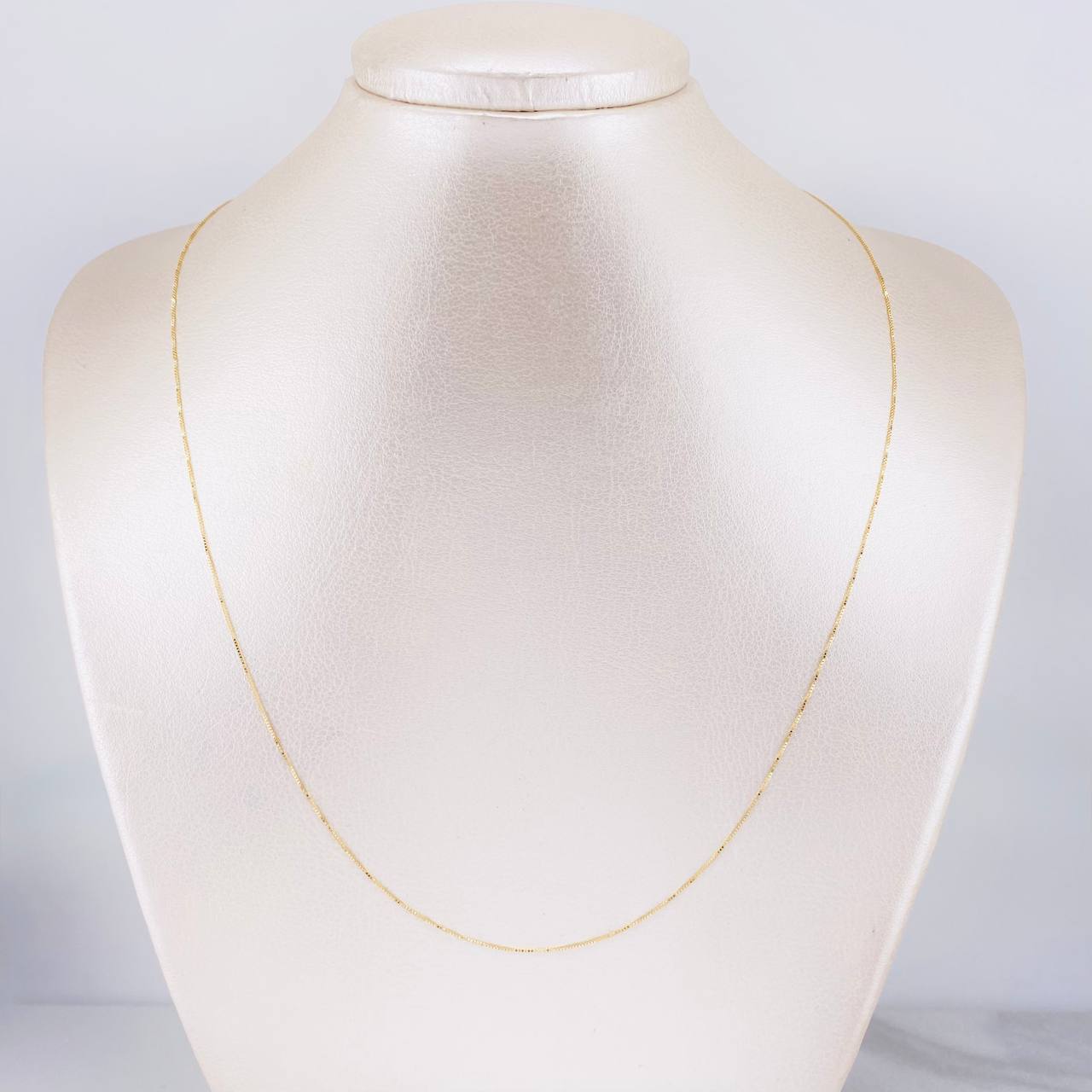 Cadena Veneciana 0.95g / 18 in / 0.6mm Oro Amarillo 18K