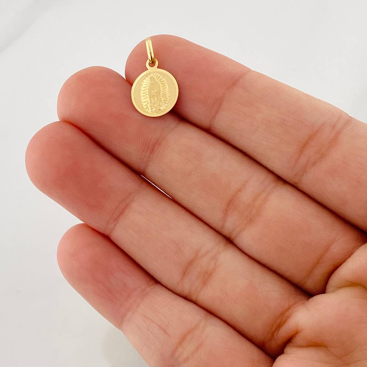 Dije Virgen Guadalupe 0.45g / 1.6cm Oro Amarillo 18K