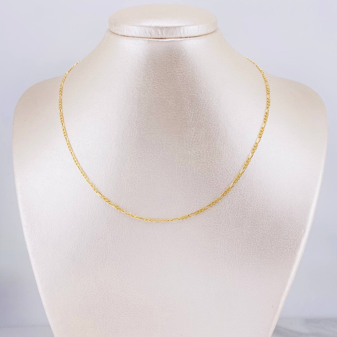 Cadena Fígaro 1.2g / 16 in / 1.8mm Oro Amarillo 18K