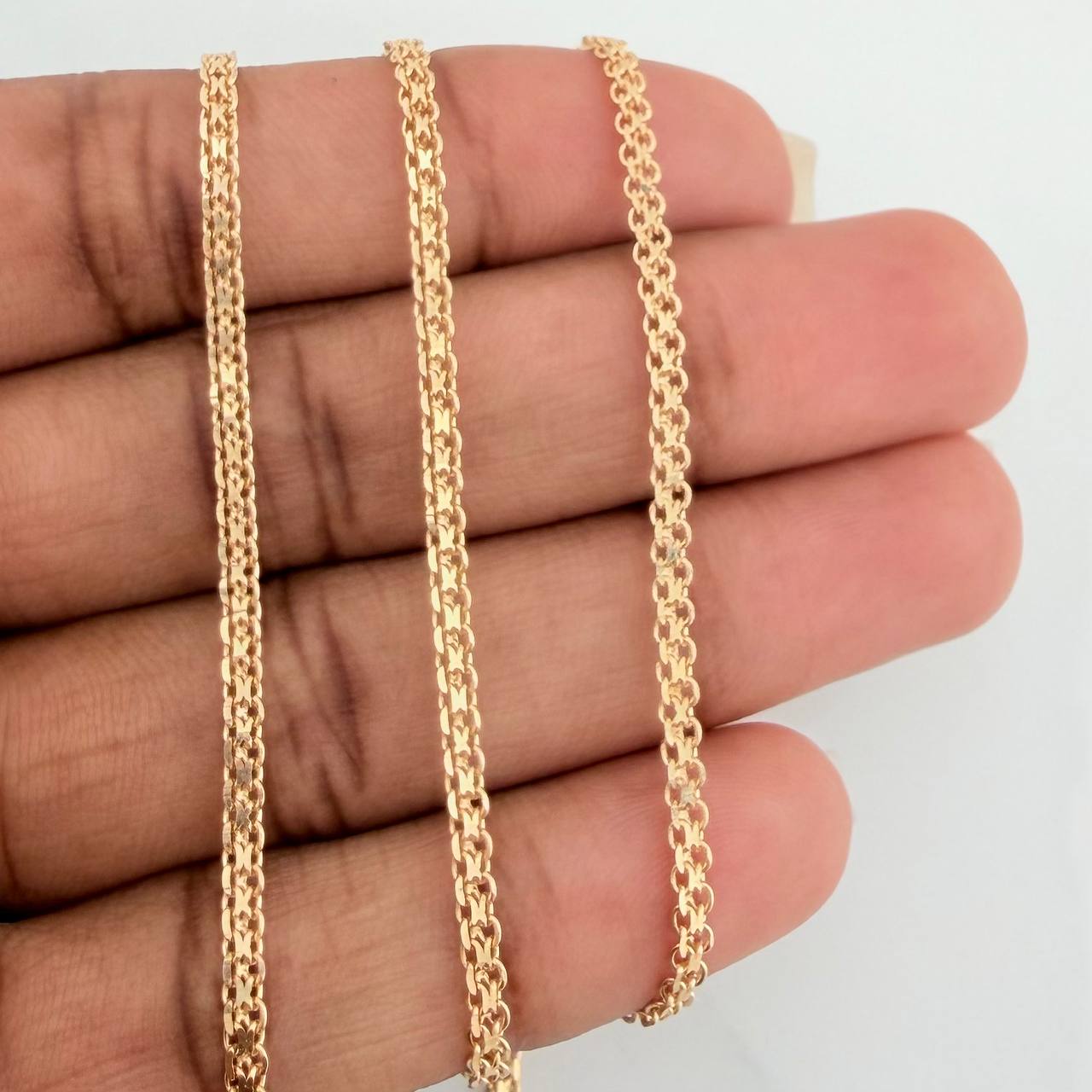 Cadena China 7.7gr / 24 1/4 in / 2mm Oro Amarillo Nac.Esp. 18K $