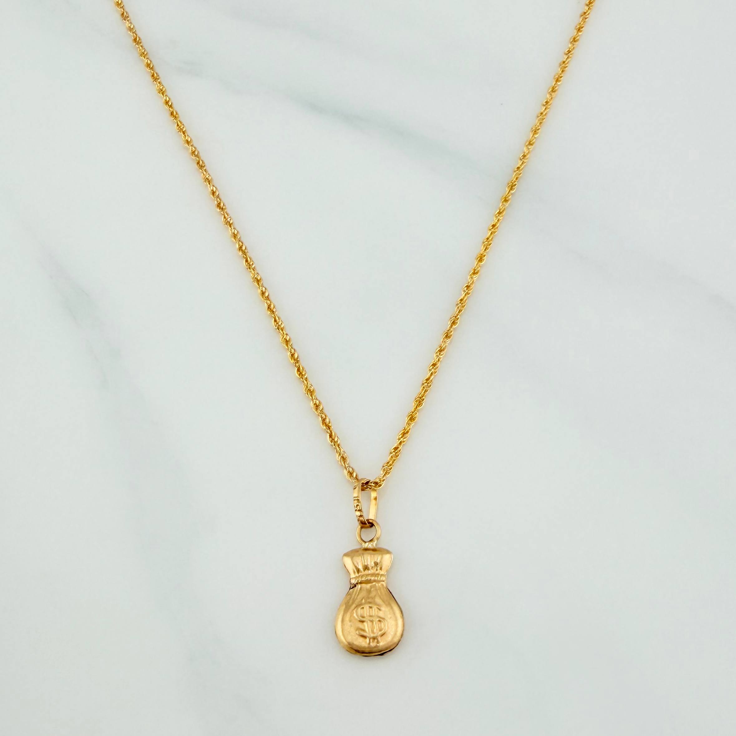 Set Rope Chain + Money Bag Pendant / 1.4gr / 19 1/2 in 18K Yellow Gold