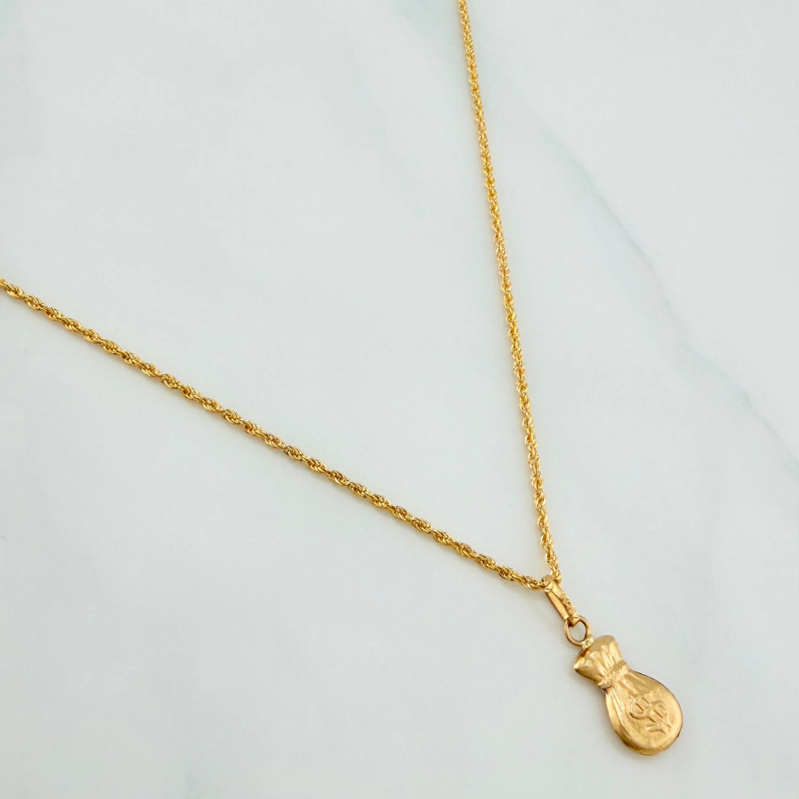 Set Rope Chain + Money Bag Pendant / 1.4gr / 19 1/2 in 18K Yellow Gold