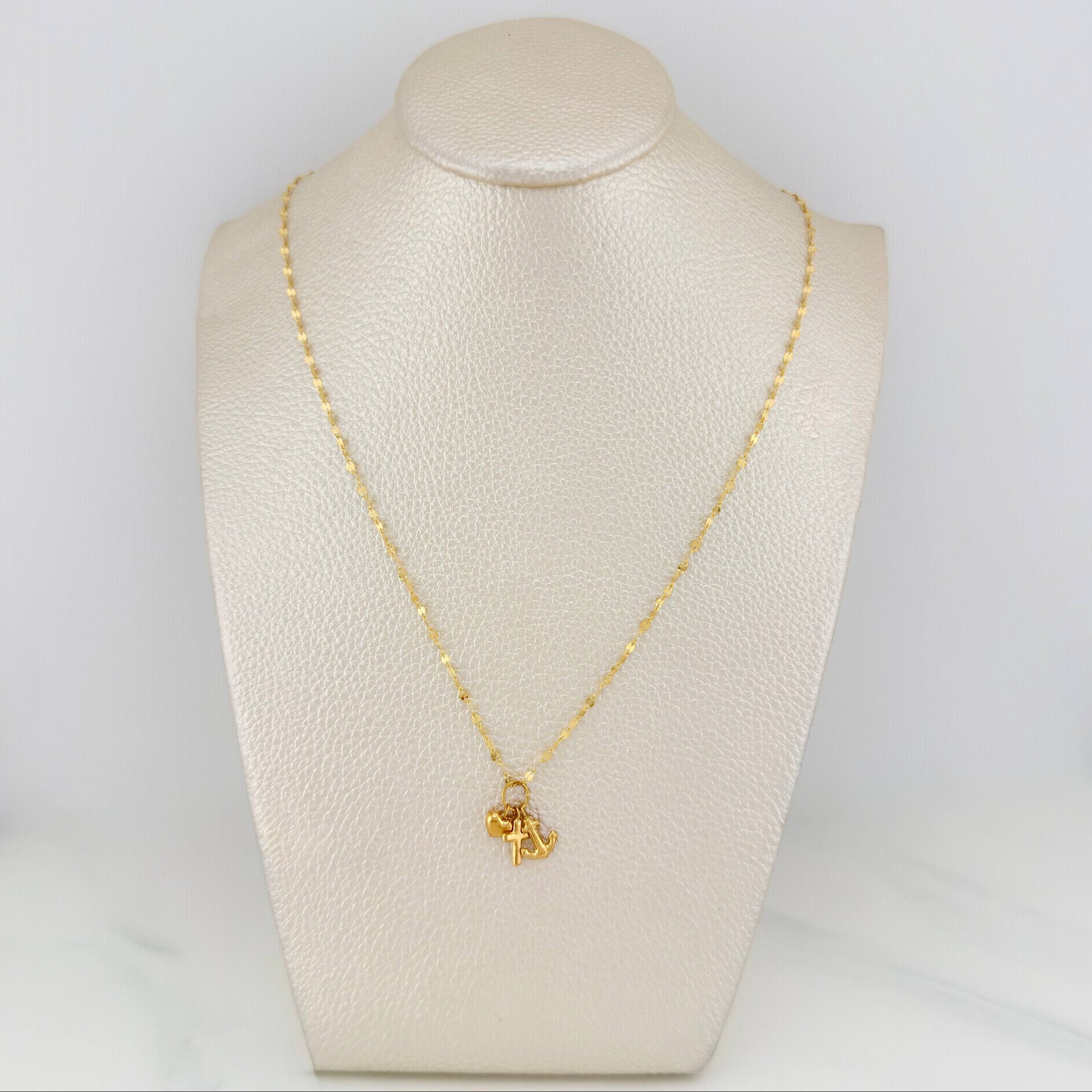 Mirror Flower Chain Set + Three Graces Pendant / 1.5gr / 17 3/4 in 18K Yellow Gold