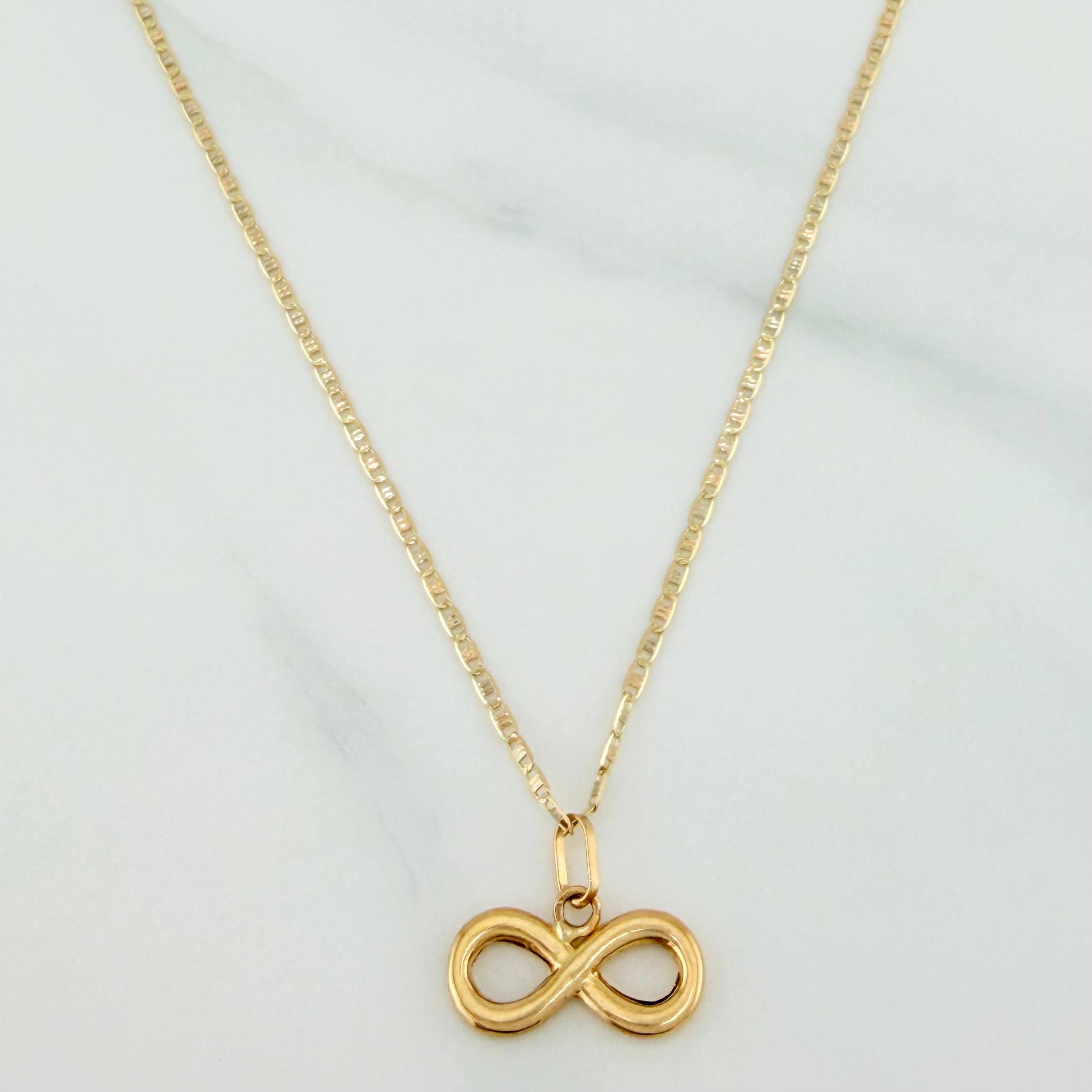 Flat Mariner Chain Set + Infinity Pendant / 2.15gr / 19 3/4 in Three 18K Golds