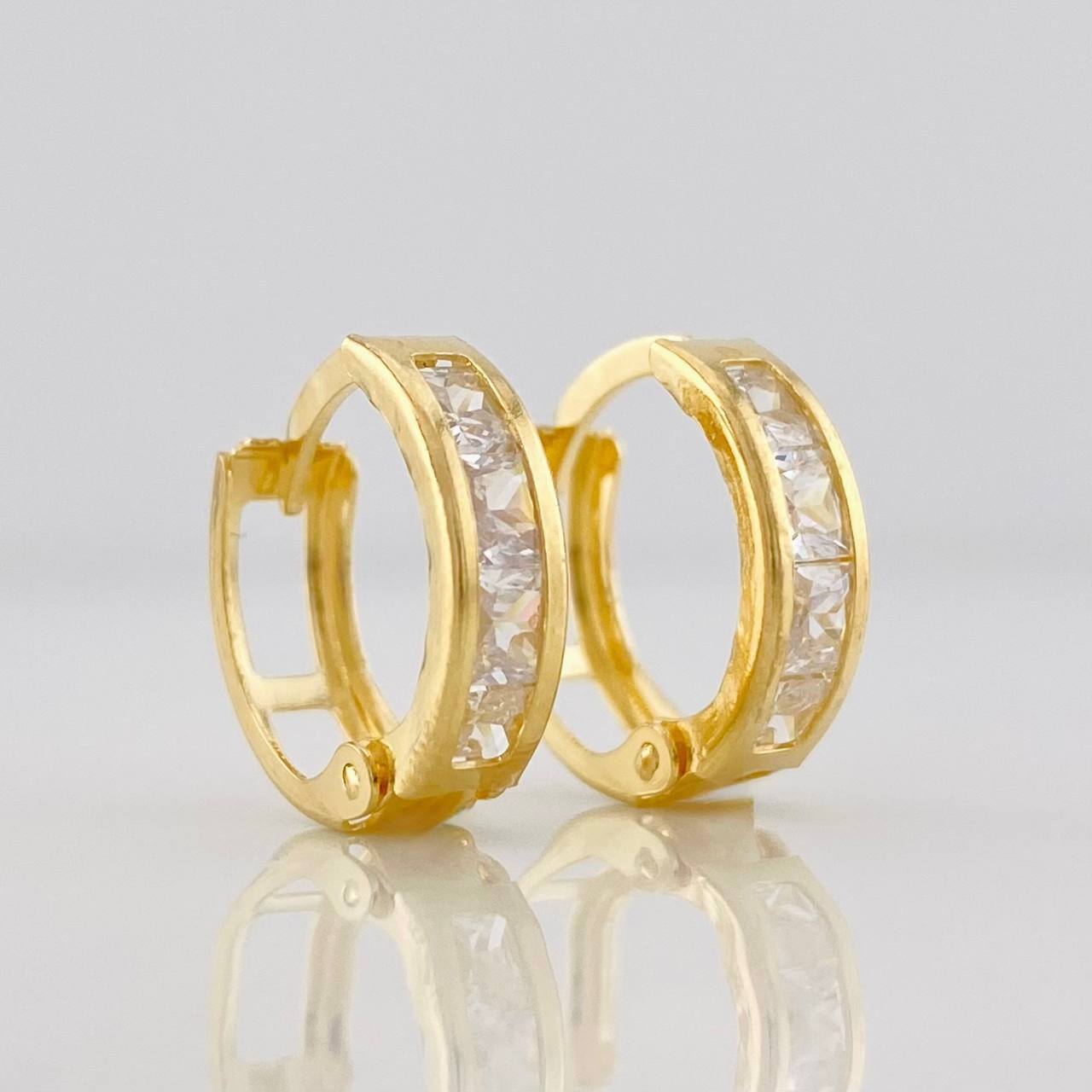 Candongas Carril 1.6g / 1/2 in Oro Amarillo 18K
