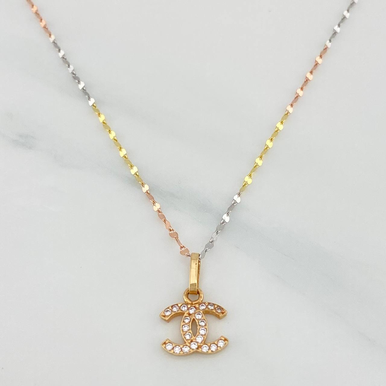 Set Mirror Flower Chain + Crossed Wave Pendant / 1.3gr / 17 3/4 in Three 18K Golds