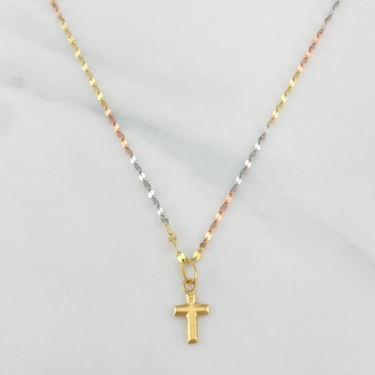 Set Mirror Flower Chain + Pendant Cross / 0.95gr / 17 1/2 in Three Golds 18K