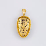 Pendant Hero in Black 9.5g / 1 3/4 in 18K Yellow Gold