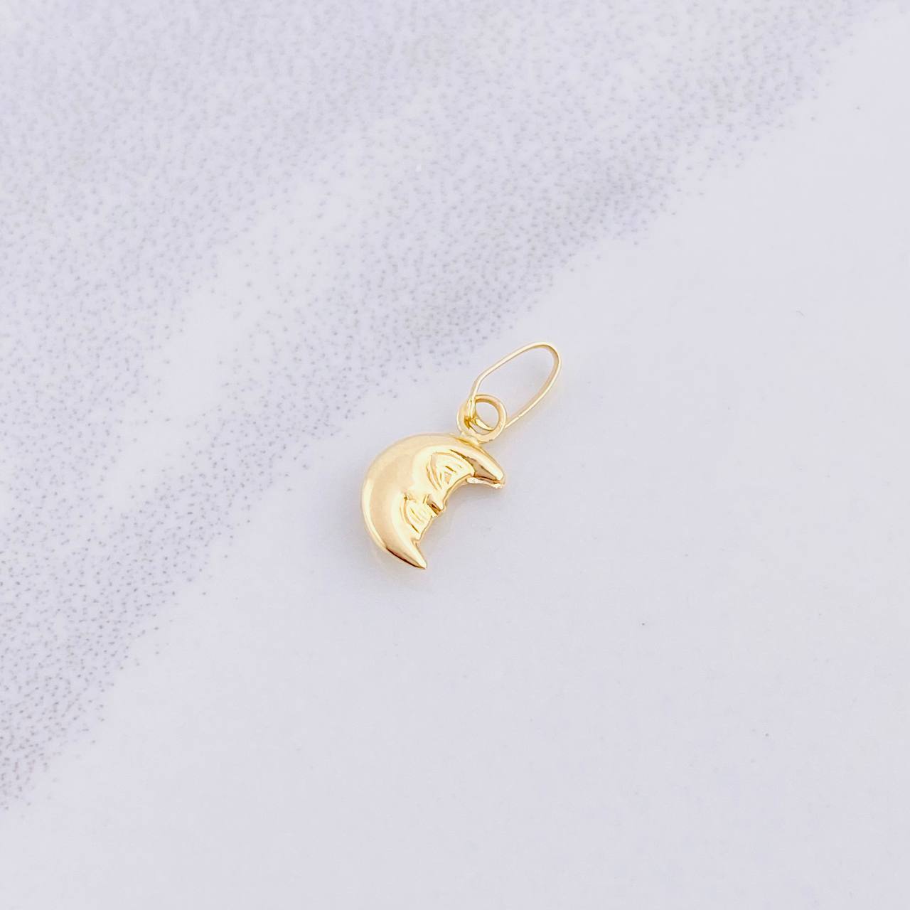 Dije Media Luna 0.2g / 1/2 in Oro Amarillo 18K