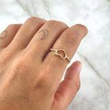 Heart Silhouette Ring 1.7gr / Size 7 1/2 / White Zircons 18K Yellow Gold ©